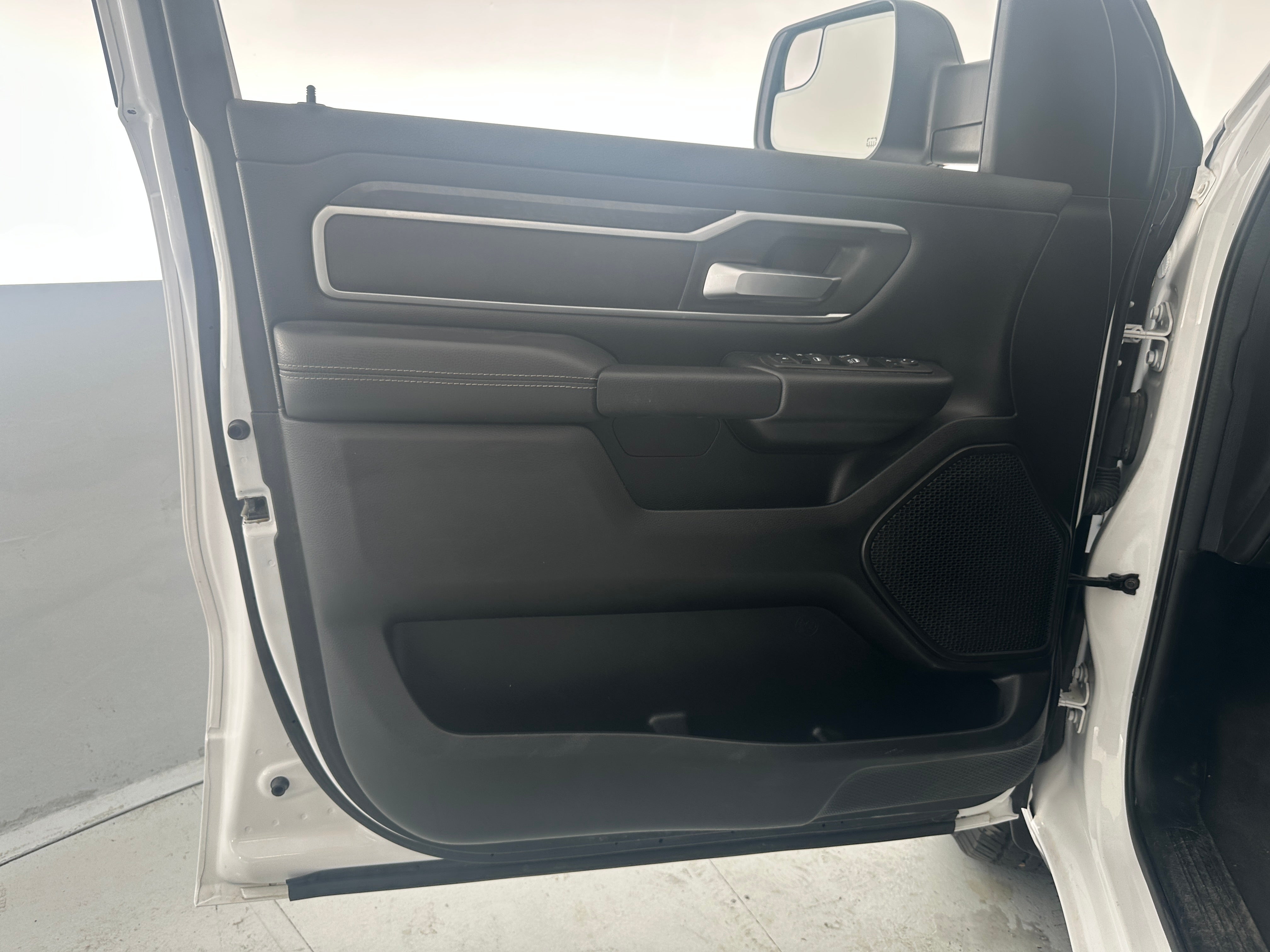 ram ram 1500 pickup 2023 1C6SRFFT2PN669121 image ram ram 1500 pickup 2023 1C6SRFFT2PN669121 image